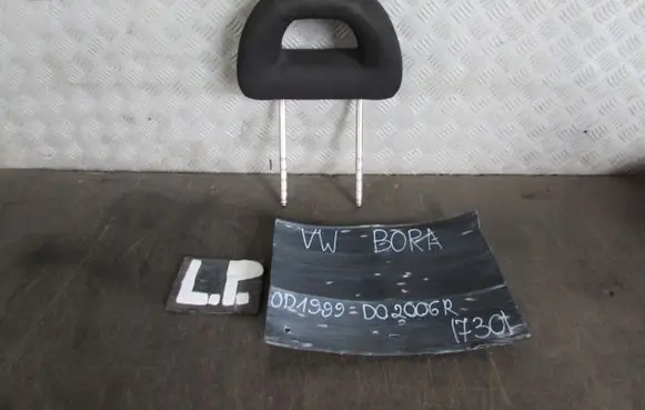 Volkswagen Bora Rear seat headrest 