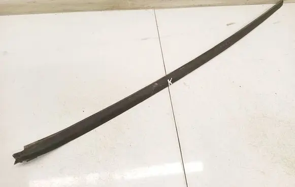 Volkswagen Golf VI Windshield trim 5K0854319