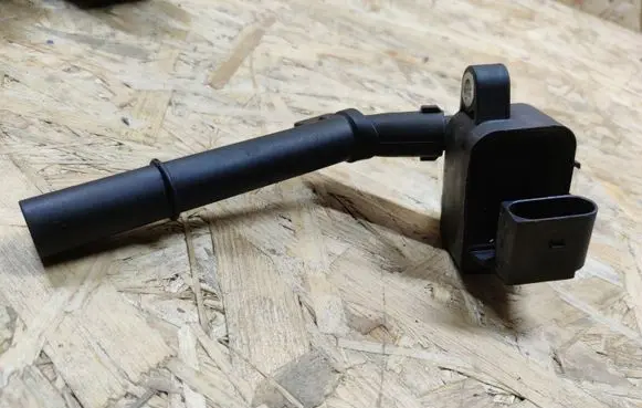 Mercedes-Benz B W246 W242 High voltage ignition coil A2709060500