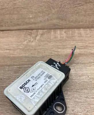 Nissan Qashqai ESP acceleration yaw rate sensor 479300006R 0265005757 WITHPLUG