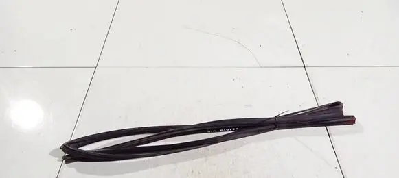 Toyota Corolla E120 E130 Rubber seal rear door 