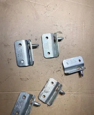 Mercedes-Benz Sprinter W906 Rear door lock loop/hook striker 9067600077