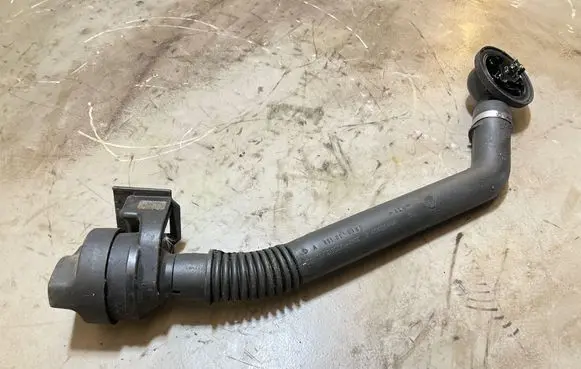 Mercedes-Benz Sprinter W906 Oil fill pipe A6510100169 8212632