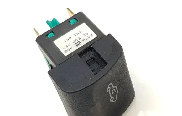 Opel Vectra B Aerial antenna switch 90508567
