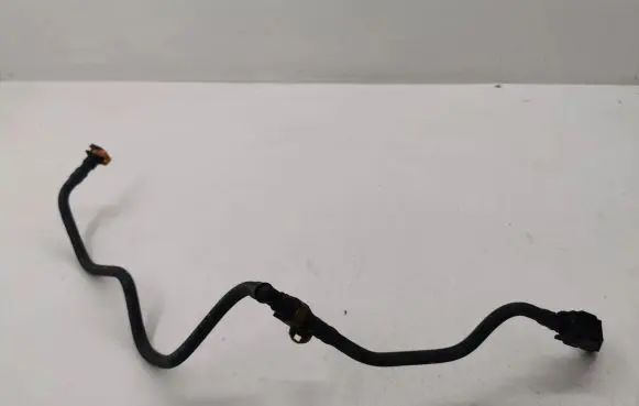 Toyota RAV 4 (XA50) Fuel line/pipe/hose 