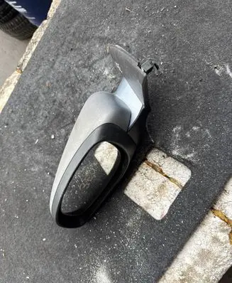 Opel Vectra C Front door electric wing mirror 010705