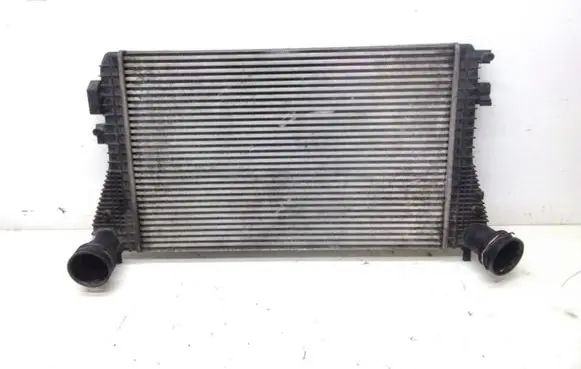 Skoda Octavia Mk2 (1Z) Intercooler radiator 1K0145803L