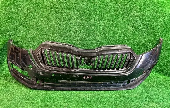 Skoda Octavia Mk4 Front bumper 6400D558ZZ