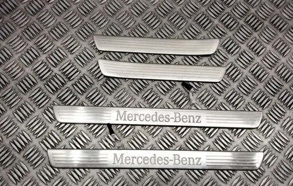 Mercedes-Benz ML W166 Front sill trim cover A1666809500