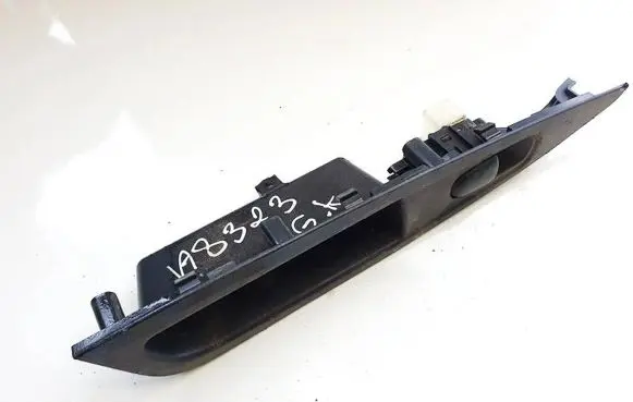Nissan Qashqai Electric window control switch 829614ea0ax