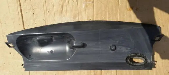 Engine bonnet/hood lock trim molding