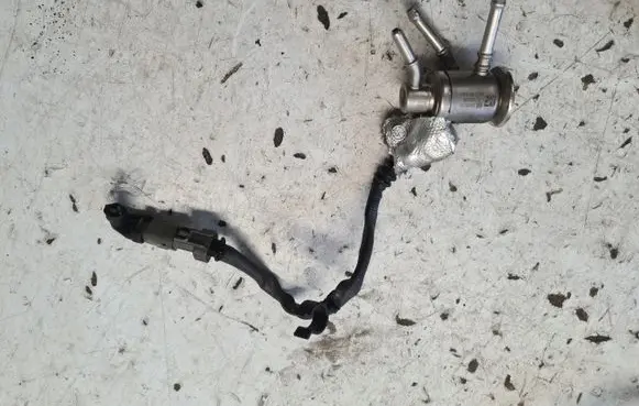 Opel Astra K AdBlue injector 55485257