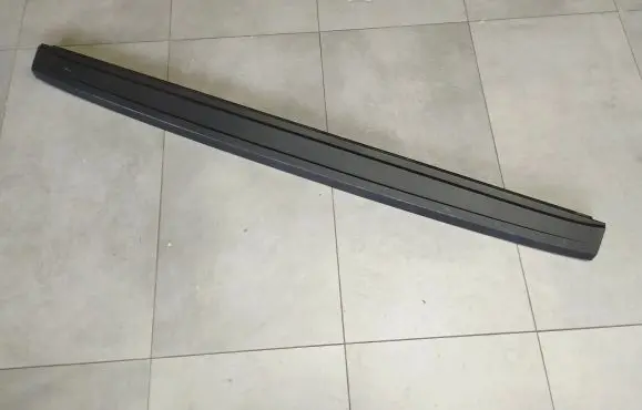 Volkswagen Amarok II Rear door trim (molding) N1XBE41018AB