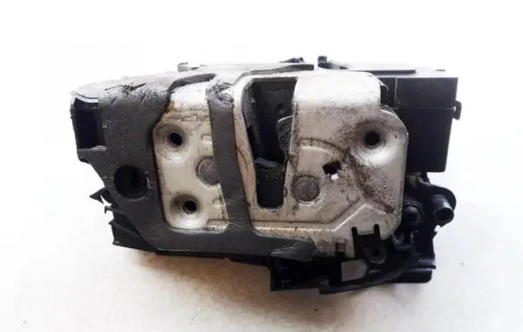 Ford Fiesta Front door lock am5au21813de am5a-u21813-de