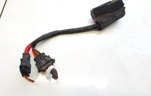 Volkswagen Touran II Fuse box set 4f1941824