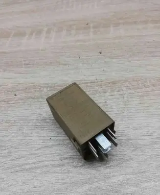 BMW 5 E60 E61 Other relay 8384505