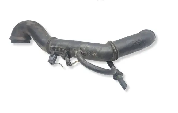 Volvo XC70 Intercooler hose/pipe 31101214
