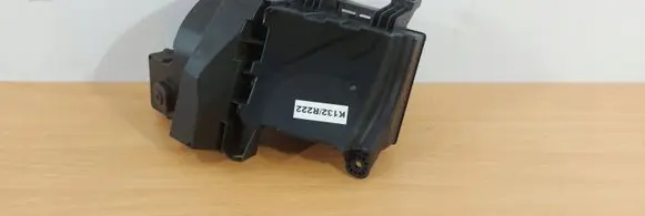 Renault Koleos I Fuse box cover 318965019
