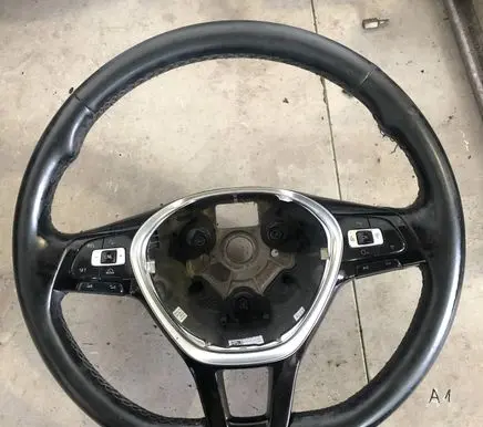 Volkswagen Caddy Steering wheel 2K5419091