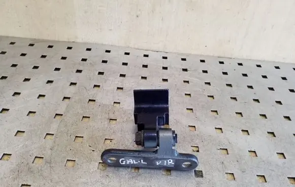BMW 5 F10 F11 Rear door upper hinge 7185633