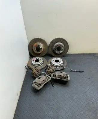 BMW 3 E90 E91 Brake discs and calipers set