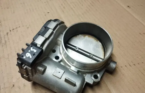 Chrysler Town & Country V Throttle valve 05184349AC