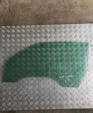Audi A4 S4 B7 8E 8H Front door window/glass (coupe) 43R00082 A011404