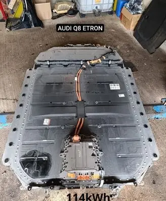 Audi Q8 e-tron Hybrid / electric car battery 4KE971243A