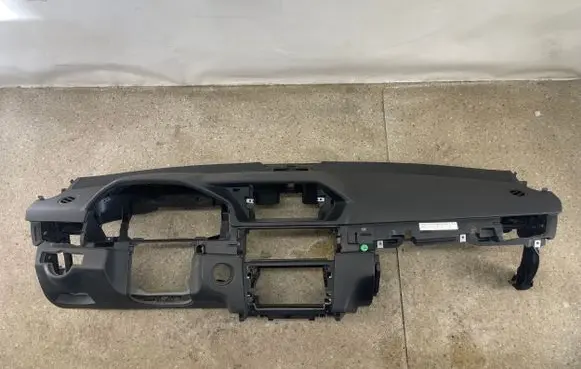 Mercedes-Benz E W212 Dashboard 21268023879 A21268023879