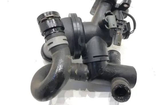 Jaguar F-Pace Thermostat/thermostat housing G4D38575AD