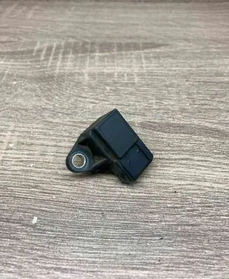 BMW 5 E39 Air pressure sensor 2244674 Used