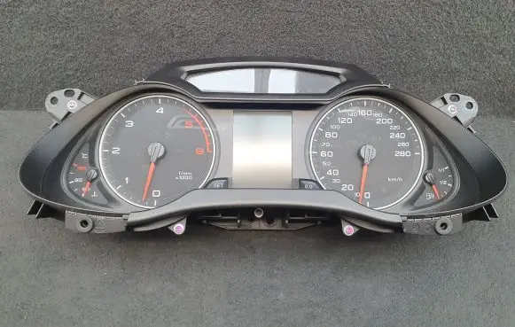 Audi A4 S4 B8 8K Speedometer (instrument cluster) 8K0920900C