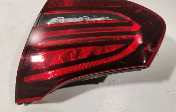 Mercedes-Benz C W205 Tailgate rear/tail lights A2059064705