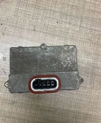 Mercedes-Benz E W211 Headlight ballast module Xenon 5dv00829000