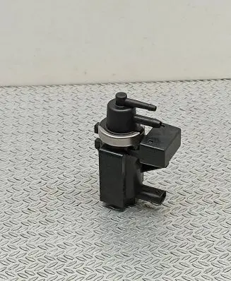 Mercedes-Benz B W245 Vacuum valve A0051535528 05T164 70078200