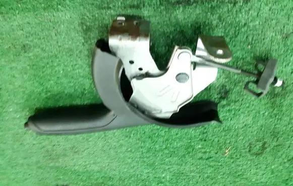 Peugeot 108 Handbrake/parking brake lever assembly
