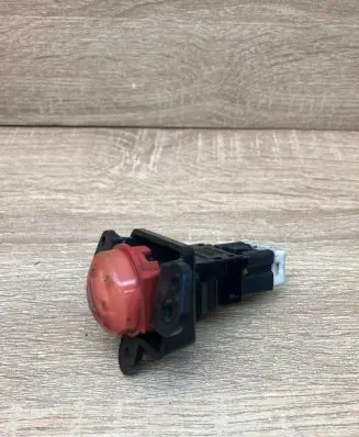 Nissan Almera Tino Hazard light switch NILES06016 WithPlug