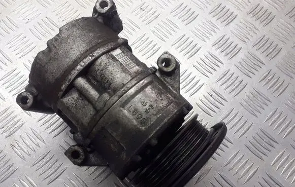 Toyota Avensis T250 Air conditioning (A/C) compressor (pump) GE447220-9752
