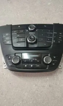 Opel Insignia A Radio/CD/DVD/GPS head unit 13273256
