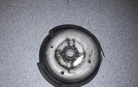 BMW 5 E60 E61 Coil spring/strut mount 31326769667 6769667 1091867
