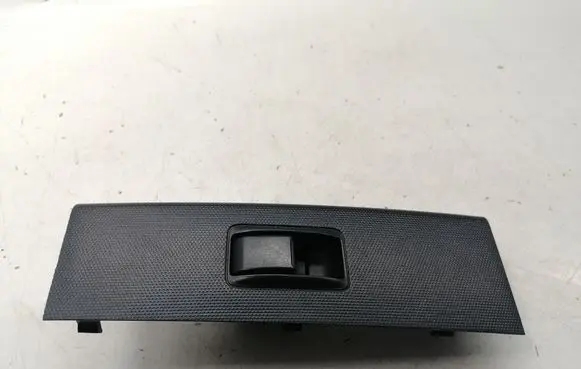 Toyota Corolla Verso AR10 Electric window control switch 848100F010 742310F030