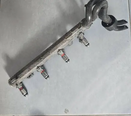 Volkswagen Polo III 6N 6N2 6NF Fuel main line pipe 036133319