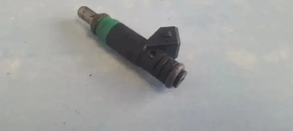 Volvo S40, V40 Fuel injector 97mf9f593bc 97mf-9f593-bc