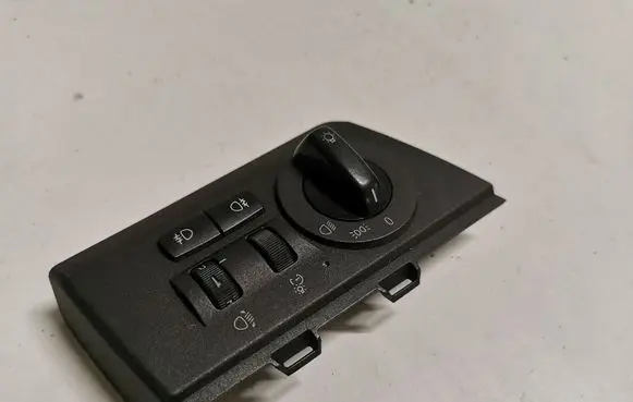 BMW X3 E83 Light switch 6990191