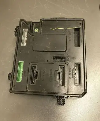 Renault Megane III Comfort/convenience module 284B15986R