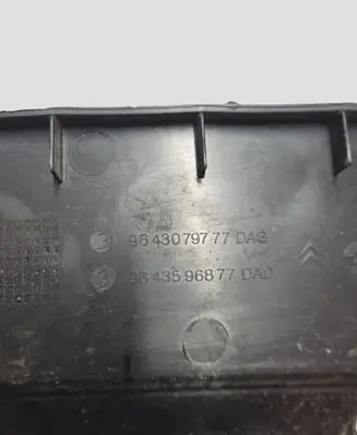 Dacia Logan I Wiper trim 9643079777 9643596877