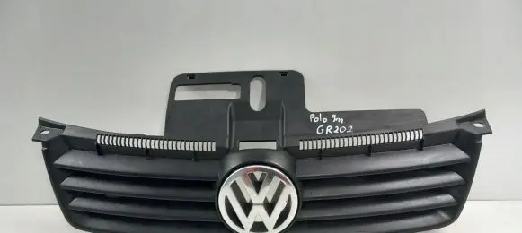 Volkswagen Polo IV 9N3 Front grill