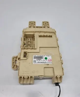 KIA Sportage Fuse box set G75211318510021