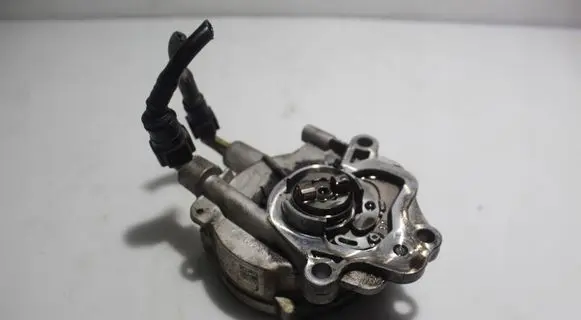 Jaguar XF Vacuum pump 70431008