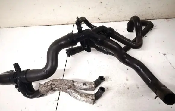 Peugeot 407 Engine coolant pipe/hose